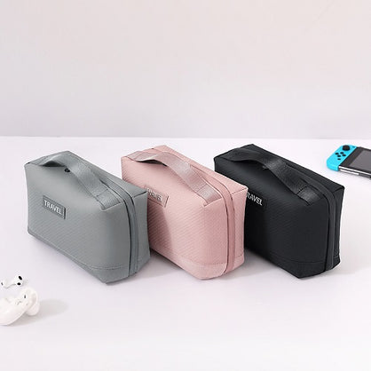 Travel Zip Pouch: (for cables)